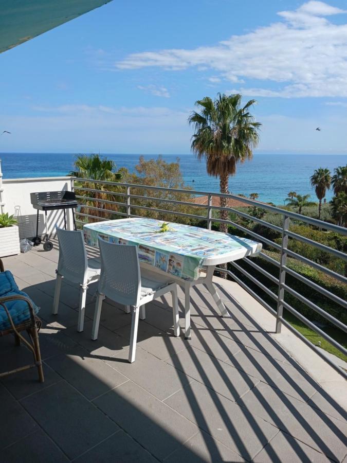 Lube Beach Home Letojanni Zewnętrze zdjęcie